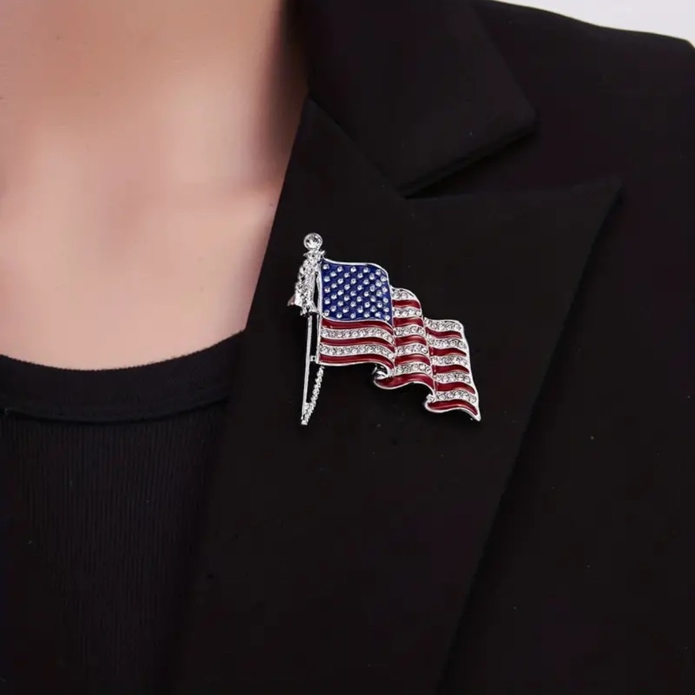 American Flag Brooch, Rhinestone American Flag Pin, 4th of July Brooch